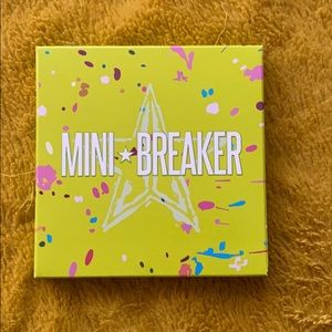 Jeffree Star Mini Breaker Palette